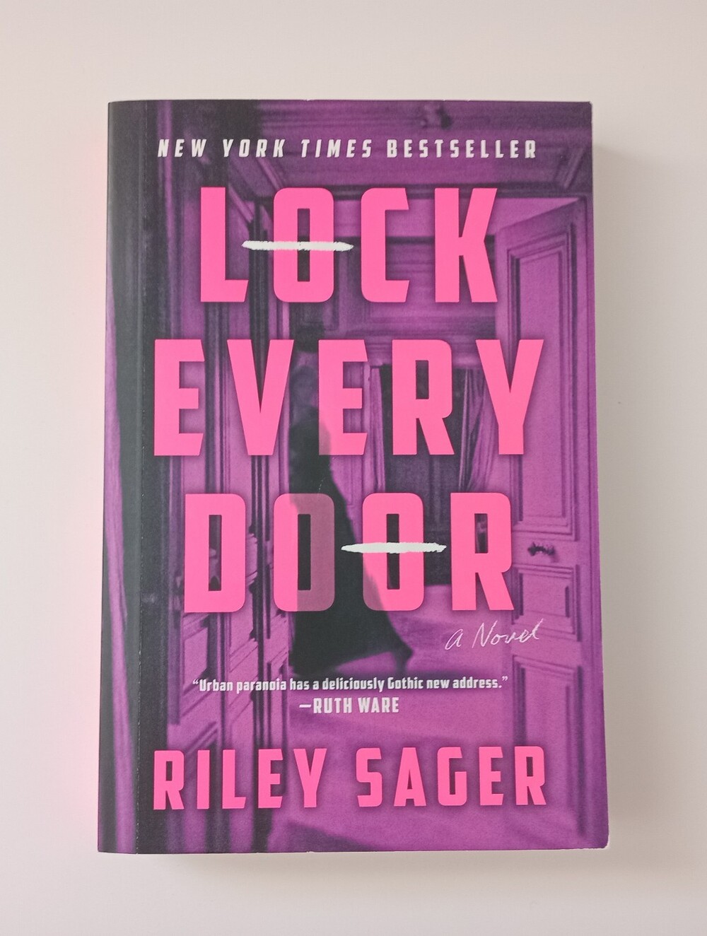 Lock Every Door by Riley Sager Paperback Thriller Mystery Novel (2020) VG